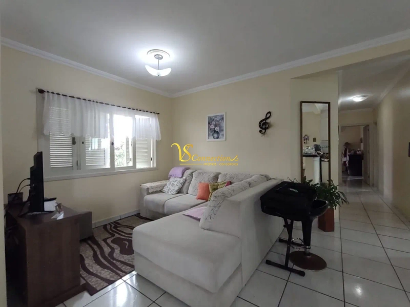 Praia de Rainha do Mar, localização de moradores fixos, escolas: 8ª foto da galeria de imagens do imóvel