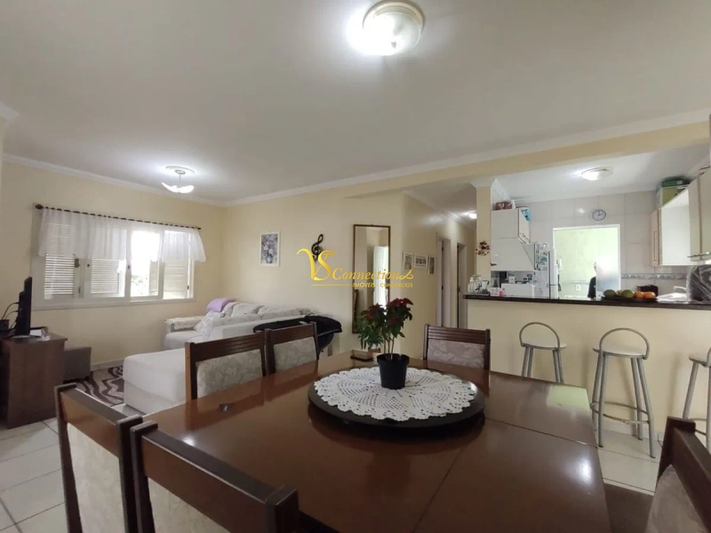 Praia de Rainha do Mar, localização de moradores fixos, escolas: 12ª foto da galeria de imagens do imóvel