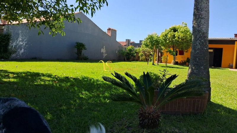 terreno com um Anexo!!! uma quadra da Av Diamante: 3ª foto da galeria de imagens do imóvel