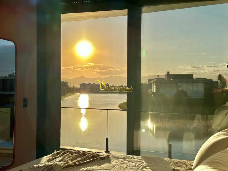 Sobrado de luxo, Beira Lago no Condomínio Enseada Lagos de Xangri-Lá!: 26ª foto da galeria de imagens do imóvel