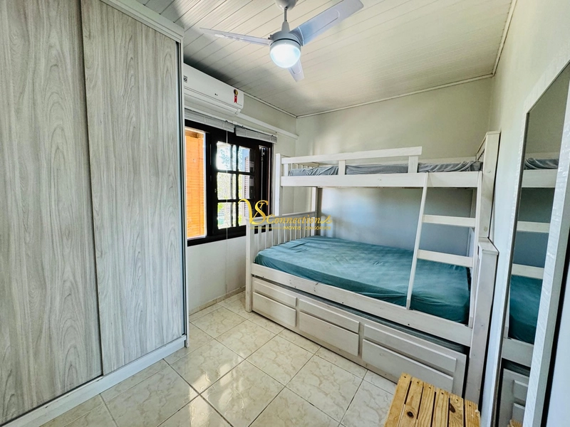 CASA DE ESQUINA PRÓXIMA DO MAR E CENTRO DE ATLÂNTIDA SUL: 23ª foto da galeria de imagens do imóvel