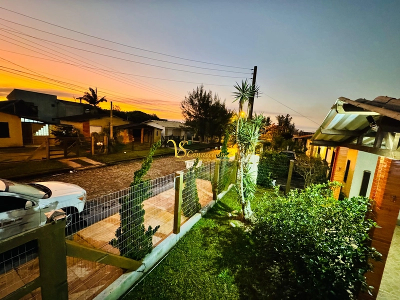 CASA DE ESQUINA PRÓXIMA DO MAR E CENTRO DE ATLÂNTIDA SUL: 41ª foto da galeria de imagens do imóvel