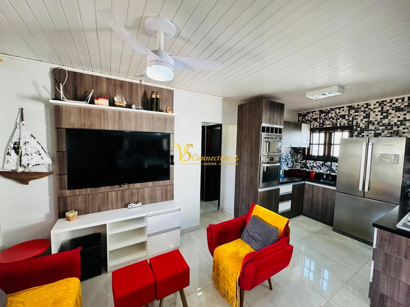 CASA DE ESQUINA PRÓXIMA DO MAR E CENTRO DE ATLÂNTIDA SUL: 8ª foto da galeria de imagens do imóvel