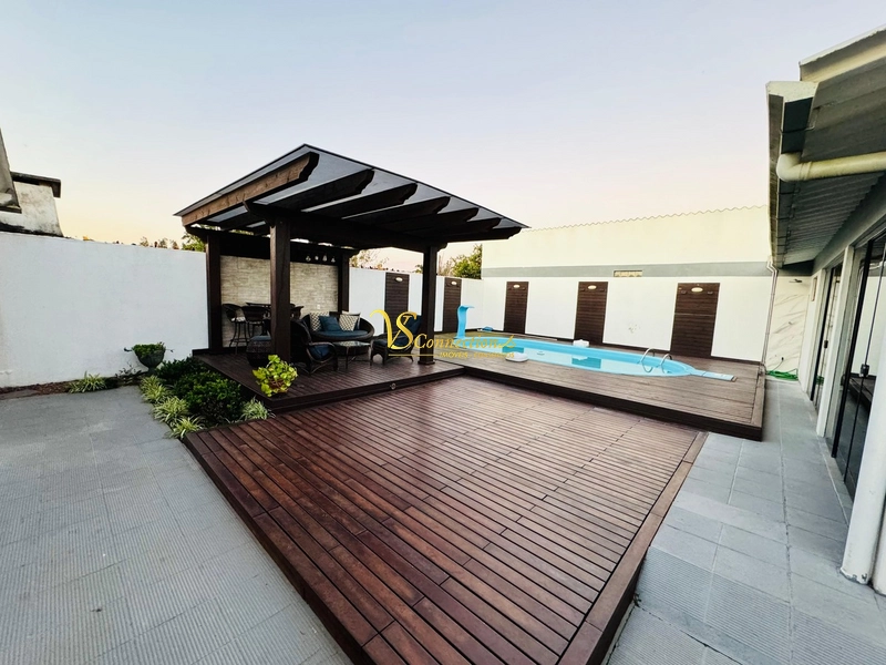 CASA DE ESQUINA PRÓXIMA DO MAR E CENTRO DE ATLÂNTIDA SUL: 28ª foto da galeria de imagens do imóvel