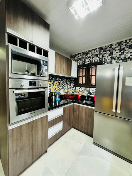 CASA DE ESQUINA PRÓXIMA DO MAR E CENTRO DE ATLÂNTIDA SUL: 10ª foto da galeria de imagens do imóvel