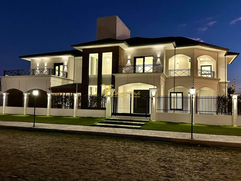 CASA NEOCLÁSSICA: 1ª foto da galeria de imagens do imóvel