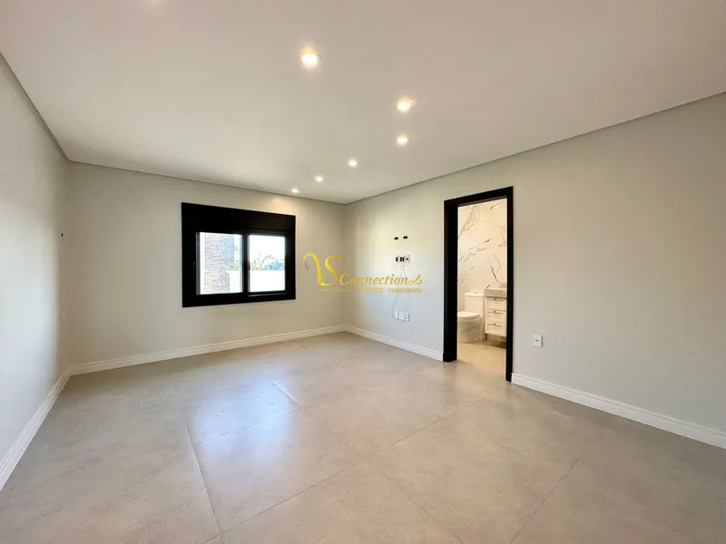 CASA NEOCLÁSSICA: 16ª foto da galeria de imagens do imóvel