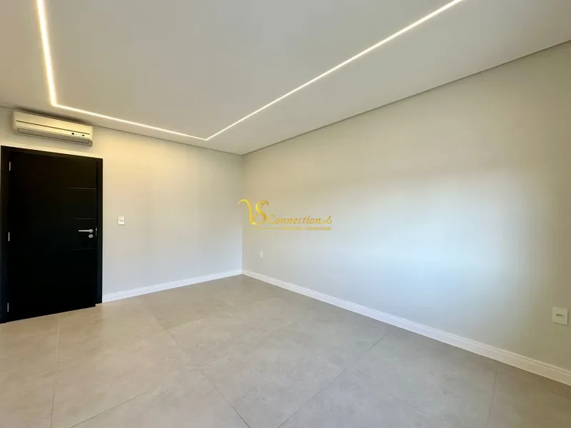 CASA NEOCLÁSSICA: 22ª foto da galeria de imagens do imóvel