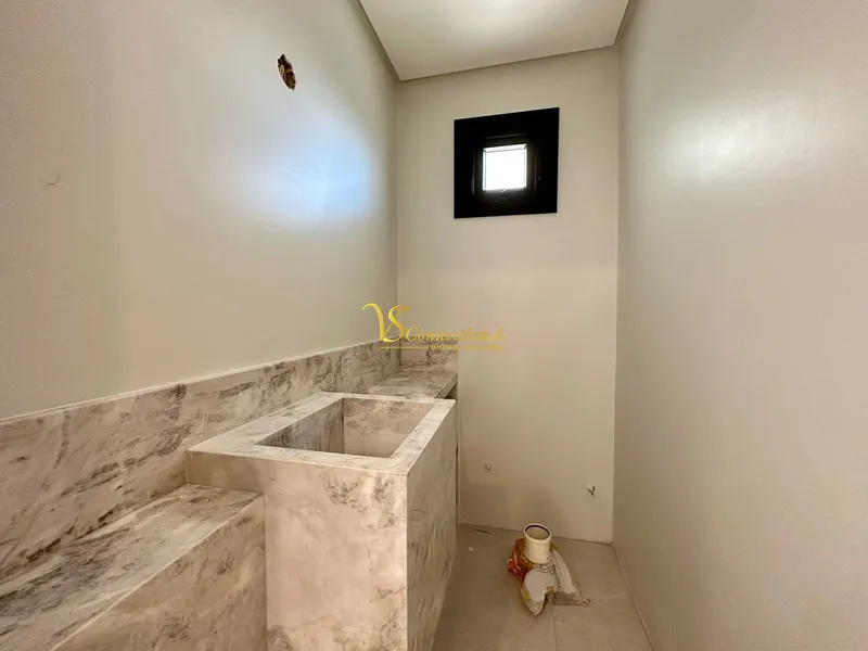 CASA NEOCLÁSSICA: 21ª foto da galeria de imagens do imóvel