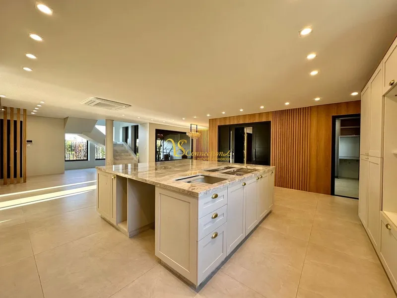 CASA NEOCLÁSSICA: 36ª foto da galeria de imagens do imóvel