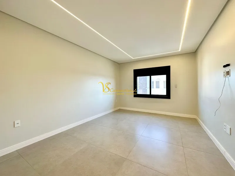 CASA NEOCLÁSSICA: 17ª foto da galeria de imagens do imóvel