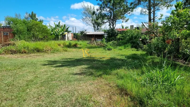 TERRENO À VENDA ATLÂNTIDA SUL: 1ª foto da galeria de imagens do imóvel