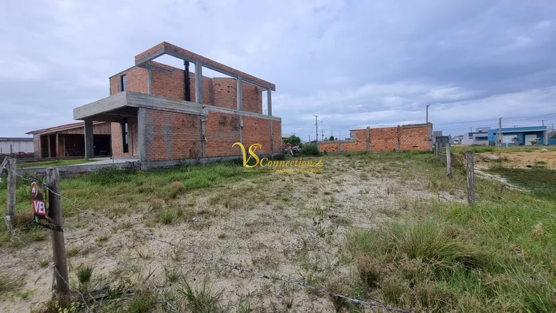 TERRENO À VENDA, ATLÂNTIDA SUL: 1ª foto da galeria de imagens do imóvel