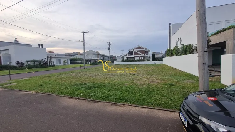 TERRENO À VENDA, ATLÂNTIDA SUL, CONDOMÍNIO ATLÂNTICO VILLAS CLUB: 3ª foto da galeria de imagens do imóvel