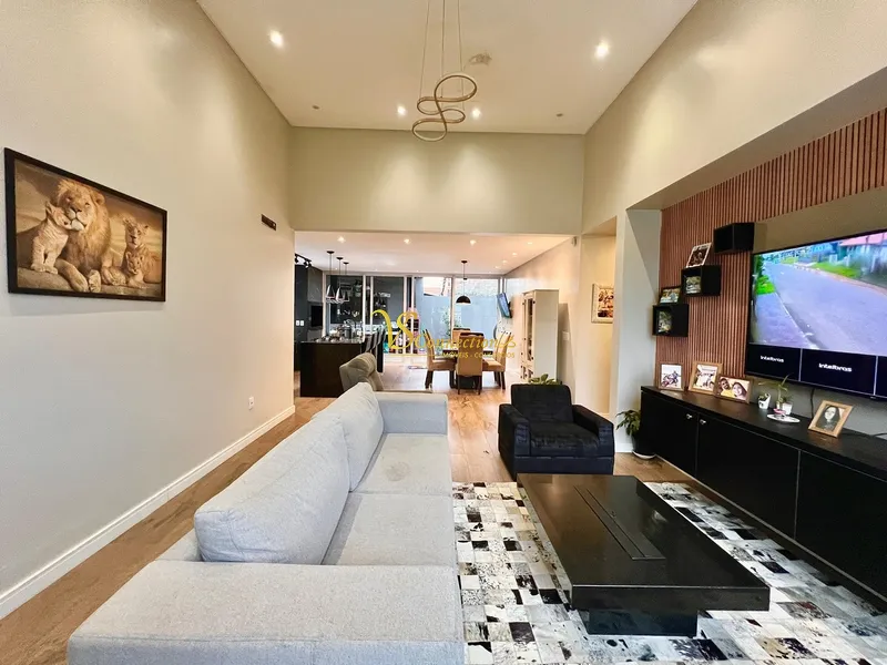 CASA À VENDA RAINHA DO MAR: 4ª foto da galeria de imagens do imóvel