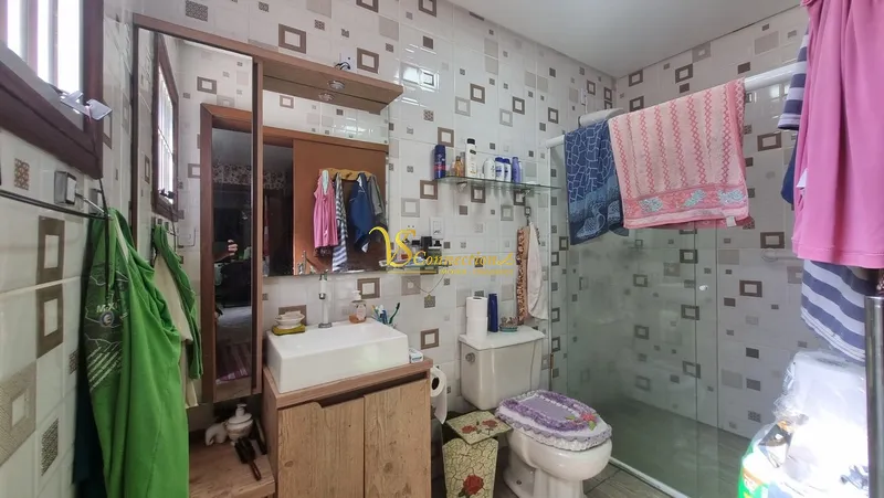 SOBRADO À VENDA, MARIÁPOLIS: 9ª foto da galeria de imagens do imóvel
