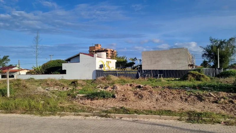 2 TERRENOS À VENDA (UM SENDO ESQUINA): 1ª foto da galeria de imagens do imóvel