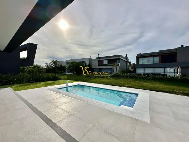 EXCELENTE SOBRADO COM PISCINA!: 28ª foto da galeria de imagens do imóvel
