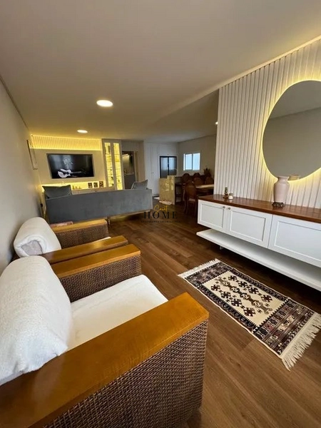 Casa à venda no centro de Xangri-lá: 3ª foto da galeria de imagens do imóvel