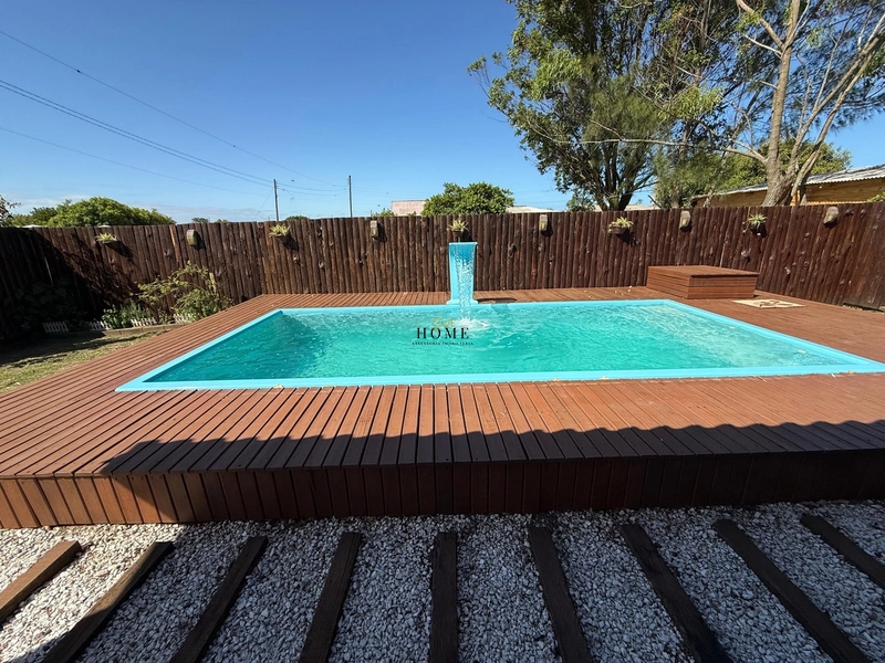 Casa à venda em Imbé com piscina: 8ª foto da galeria de imagens do imóvel
