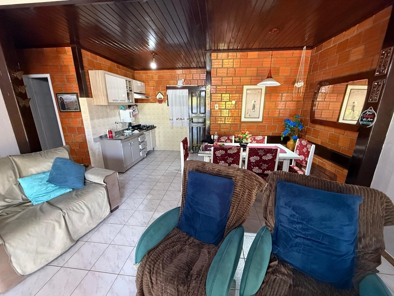 Casa à venda em Mariluz: 3ª foto da galeria de imagens do imóvel