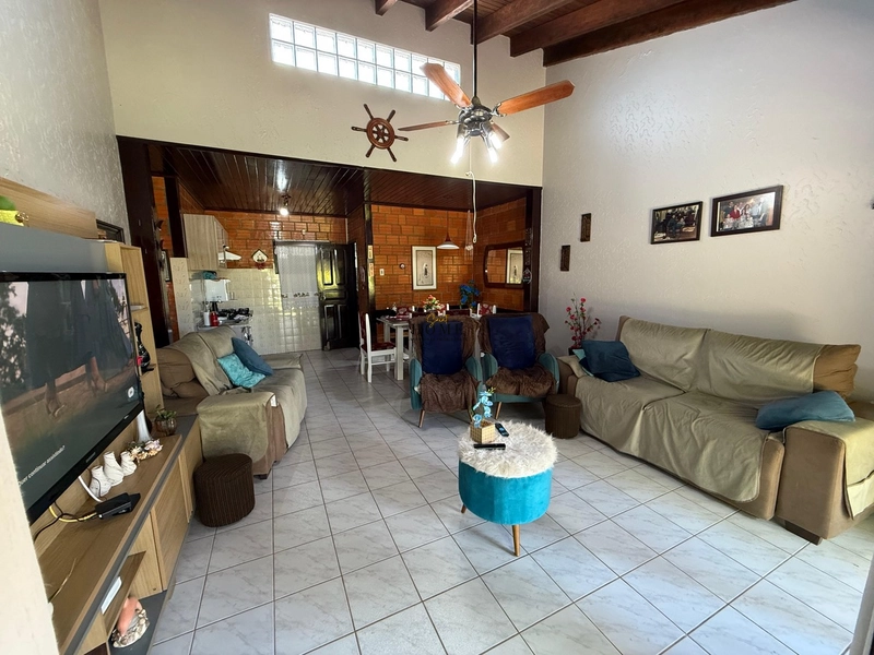 Casa à venda em Mariluz: 2ª foto da galeria de imagens do imóvel