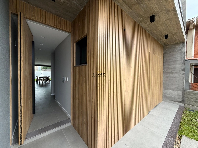Casa à venda em Atlântida: 2ª foto da galeria de imagens do imóvel
