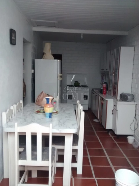 Casa à venda: 2ª foto da galeria de imagens do imóvel