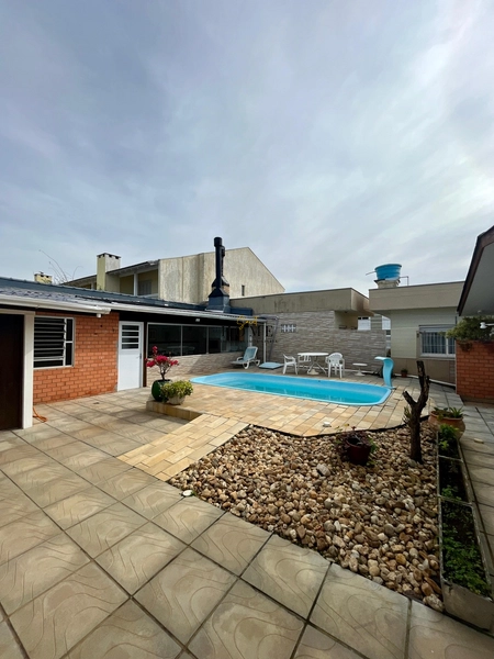 Casa em Tramandaí: 12ª foto da galeria de imagens do imóvel