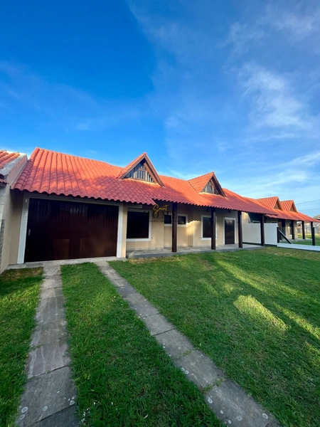 Casa em Tramandaí: 2ª foto da galeria de imagens do imóvel