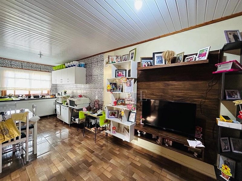Casa à venda: 3ª foto da galeria de imagens do imóvel