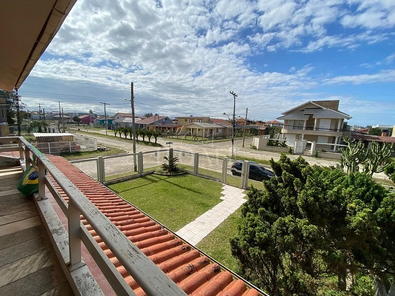 Casa à venda, próximo ao mar: 5ª foto da galeria de imagens do imóvel