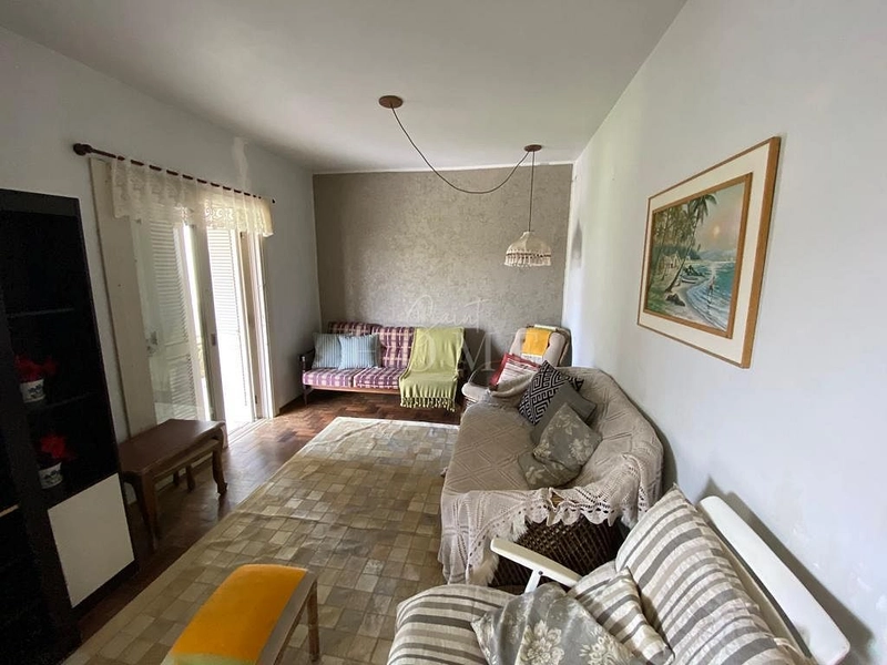 Casa à venda, próximo ao mar: 3ª foto da galeria de imagens do imóvel
