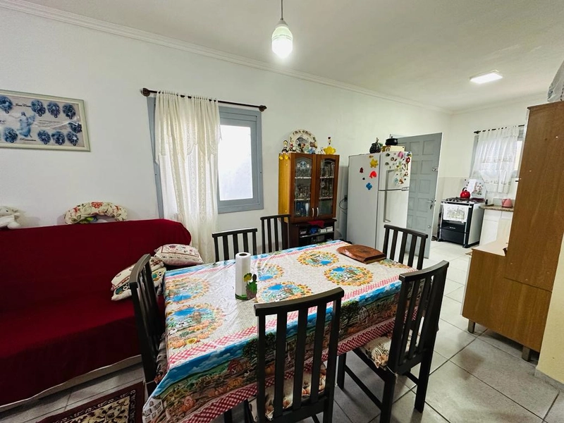 Casa no centro de Mariluz: 5ª foto da galeria de imagens do imóvel