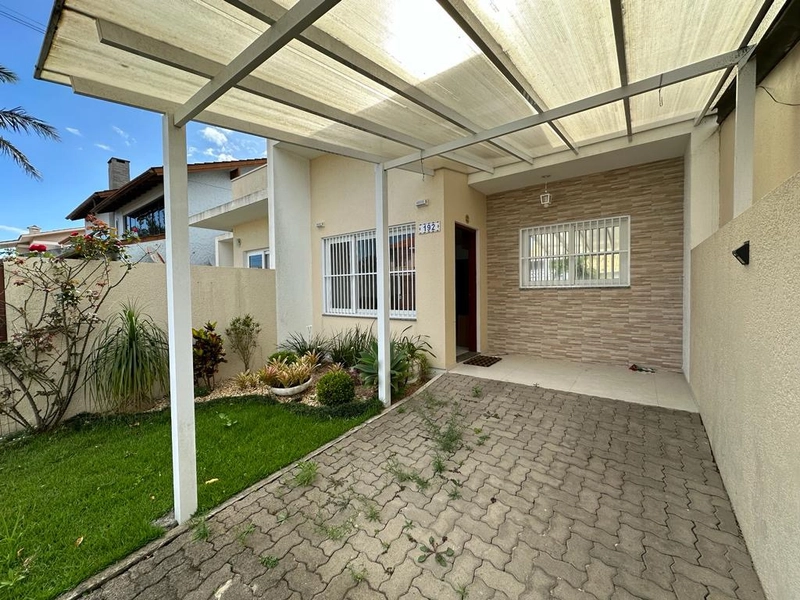 Casa à venda no centro de Tramandaí: 1ª foto da galeria de imagens do imóvel
