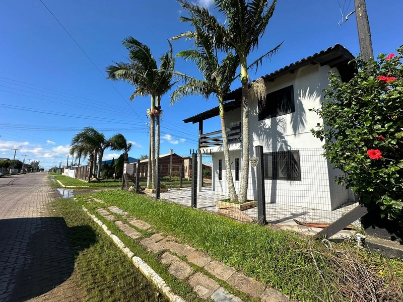 Casa à venda próxima ao mar: 5ª foto da galeria de imagens do imóvel