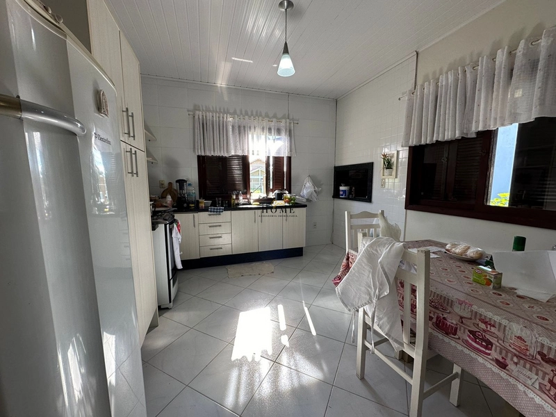 Casa à venda próxima ao mar: 5ª foto da galeria de imagens do imóvel