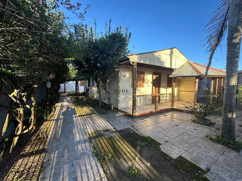 Casa mista em Mariluz: 1ª foto da galeria de imagens do imóvel
