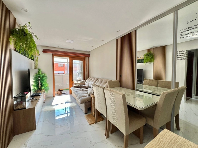 Melhor negócio no centro hoje. Aparamento mobiliado e pronto para uso.