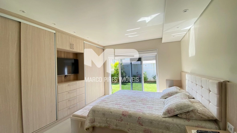 Casa de Alto Padrão: 10ª foto da galeria de imagens do imóvel