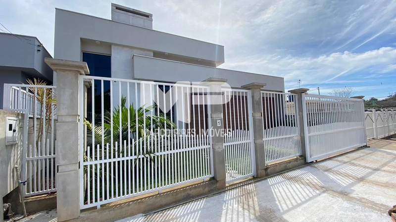 Casa de Alto Padrão: 2ª foto da galeria de imagens do imóvel