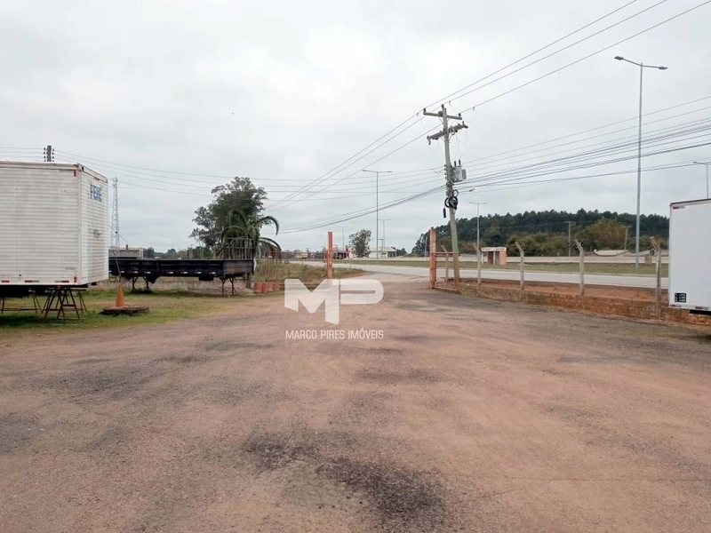 Terreno Comercial: 3ª foto da galeria de imagens do imóvel