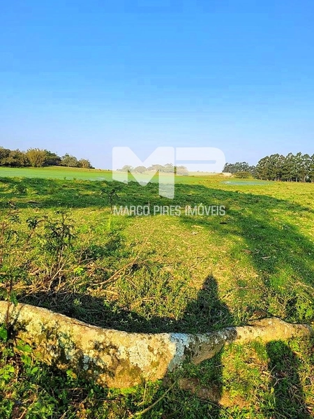 Área Plana: 3ª foto da galeria de imagens do imóvel