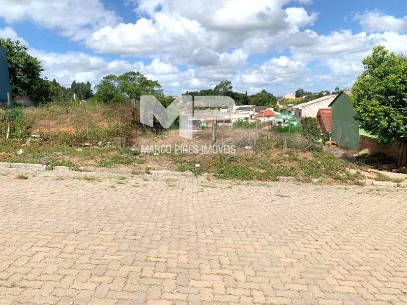 Terreno: 2ª foto da galeria de imagens do imóvel