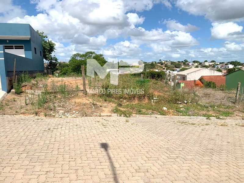 Terreno: 3ª foto da galeria de imagens do imóvel