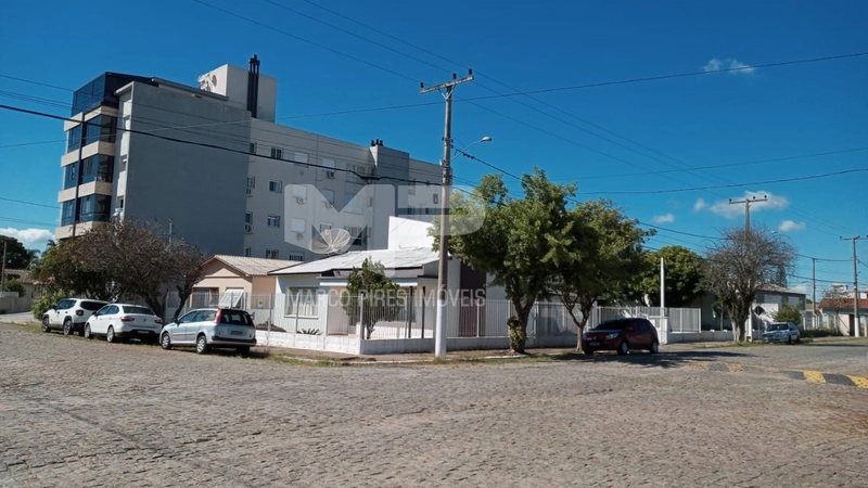 Casa/Terreno: 1ª foto da galeria de imagens do imóvel
