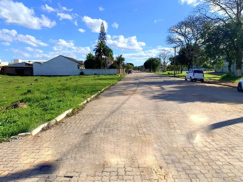 Terreno: 1ª foto da galeria de imagens do imóvel