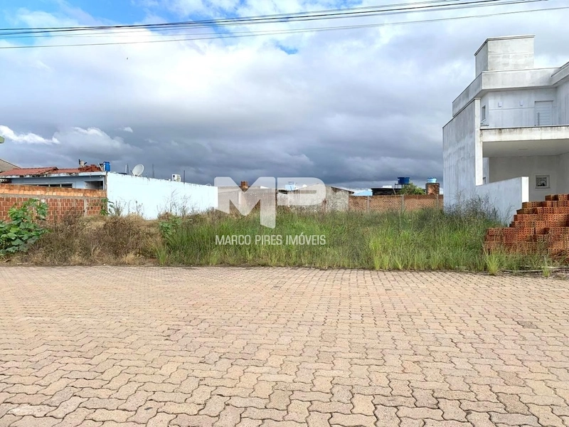 Terreno: 1ª foto da galeria de imagens do imóvel