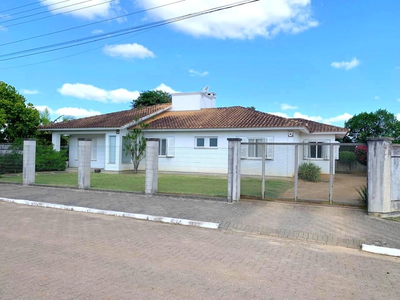 Casa: 1ª foto da galeria de imagens do imóvel
