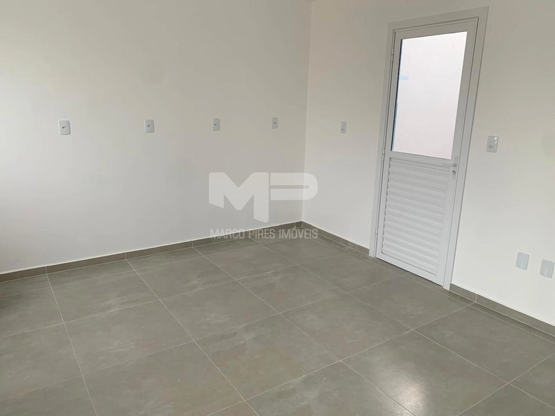 Casa: 3ª foto da galeria de imagens do imóvel